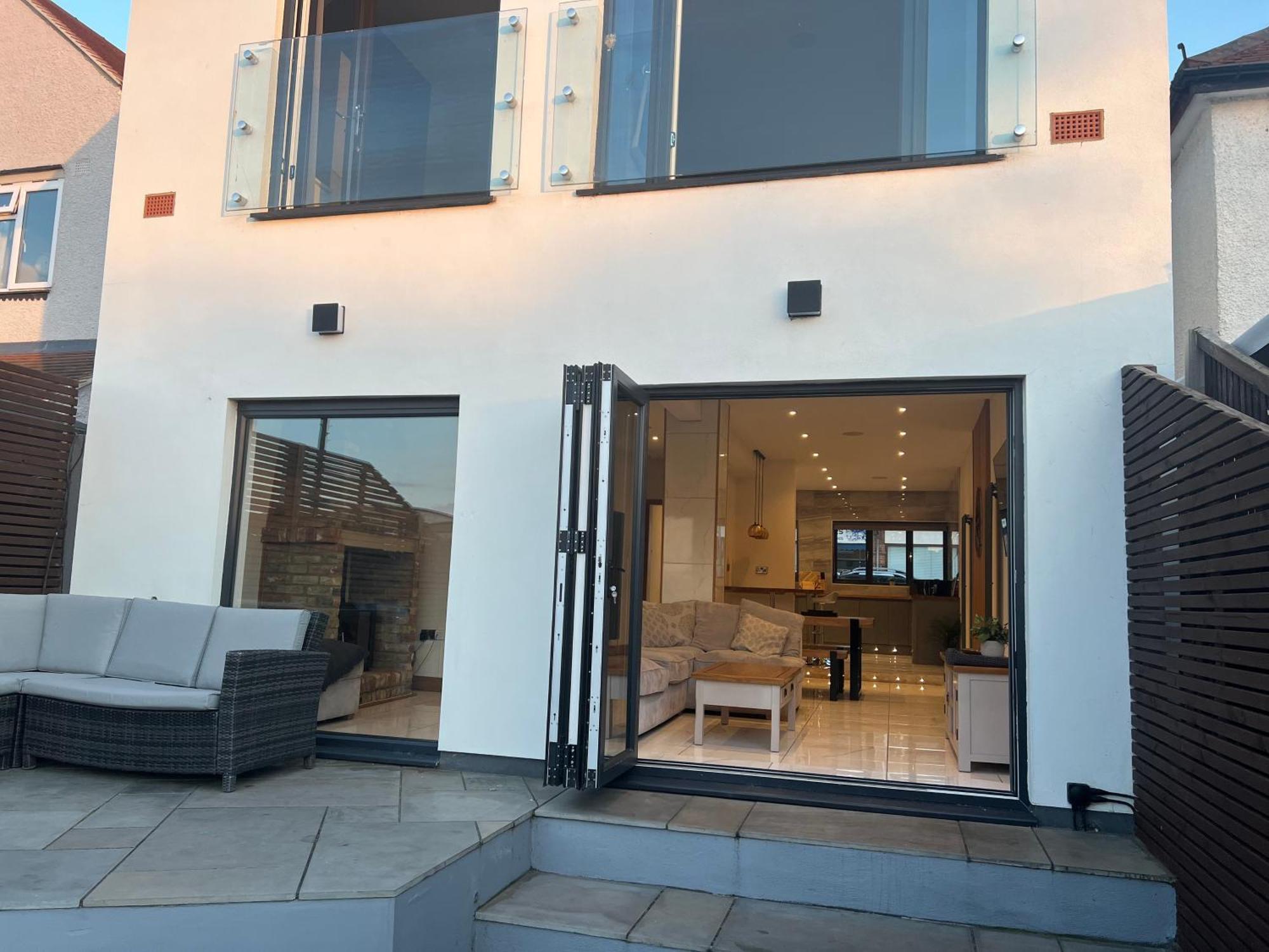 Broadway Beach Home With Hot Tub Herne Bay Esterno foto